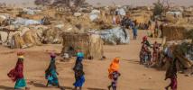 A group of women walking in the Assaga camp for IDPs and refugees, Diffa region, Niger. Vincent Tremeau/Oxfam