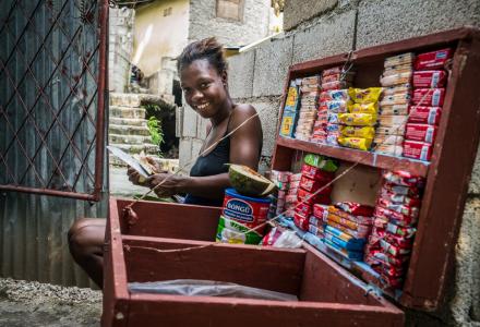 Willyne Ulysse, 20 years old. Croix Desprez neighborhood, Port-au-Prince, Haiti. Credit: Vincent Tremeau / Oxfam